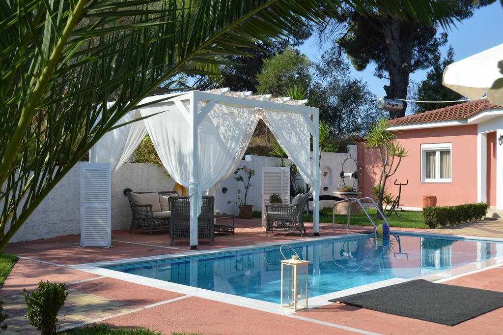 Villa Platanias Agia Paraskevi  Buitenkant foto